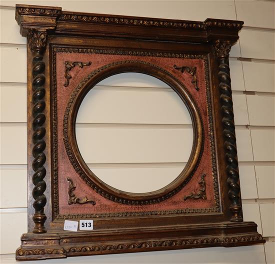 A 20th century 17th century style picture frame, with circular aperture, height 57cm, width 59cm, aperture 30cm